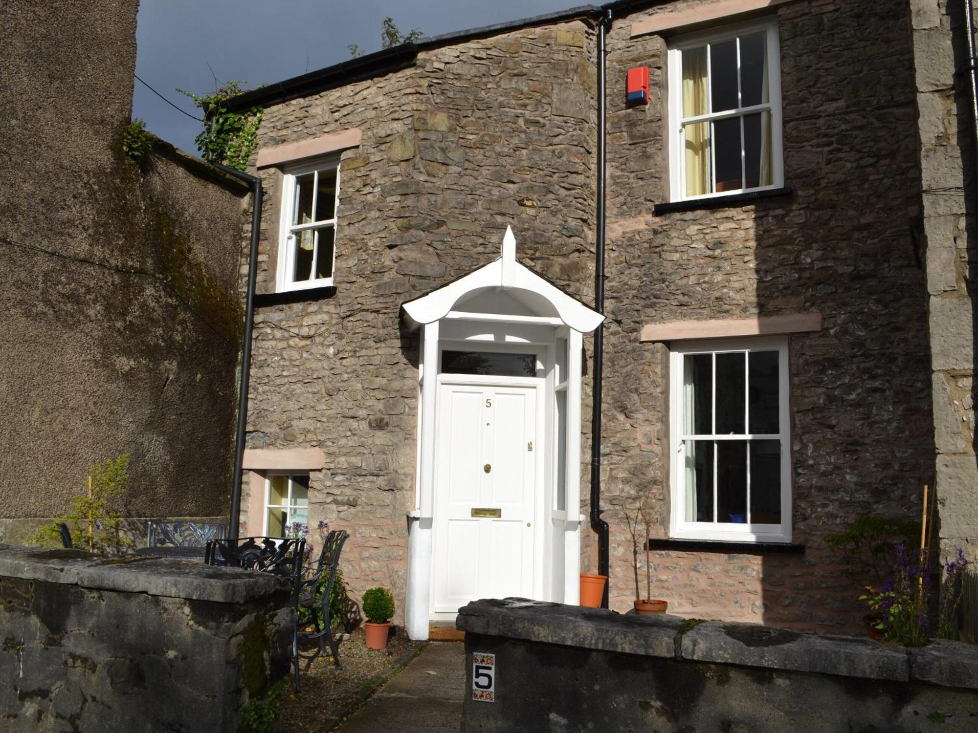 Church Walk Cottage Kendal Eksteriør billede